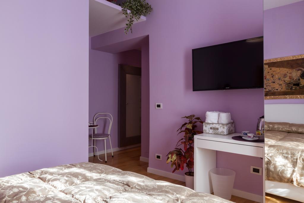 Bevilacqua Bed Roma Santa Croce Hotel Bilik gambar