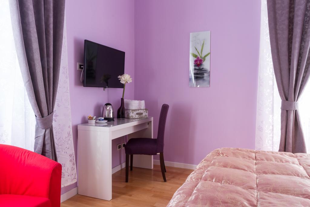 Bevilacqua Bed Roma Santa Croce Hotel Bilik gambar